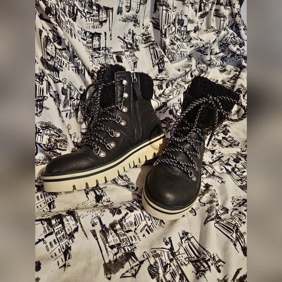 SUSINA Waterproof Sherpa lined Snow boots sz5.5 - Picture 2 of 16